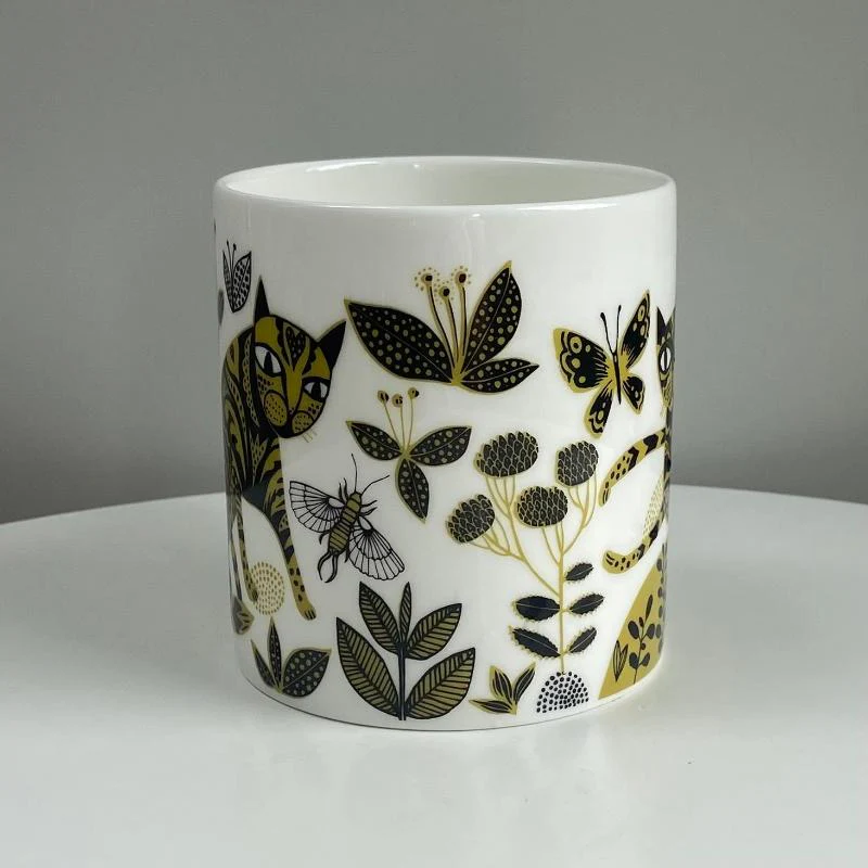 Fancy Handle Kitty Mug - Image 3