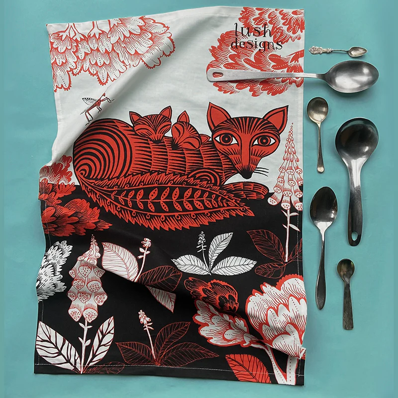 Fox and Cubs Tea Towel - Image 4